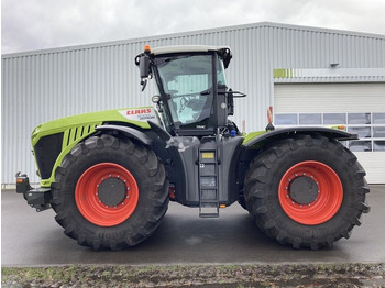 Tractor CLAAS Xerion 5000