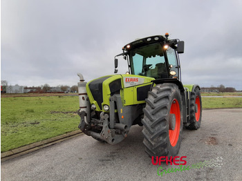 Tractor CLAAS Xerion 3300