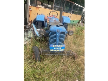 Tractor ZETOR