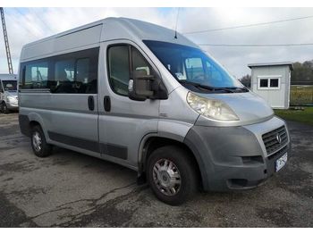Minibús FIAT Ducato