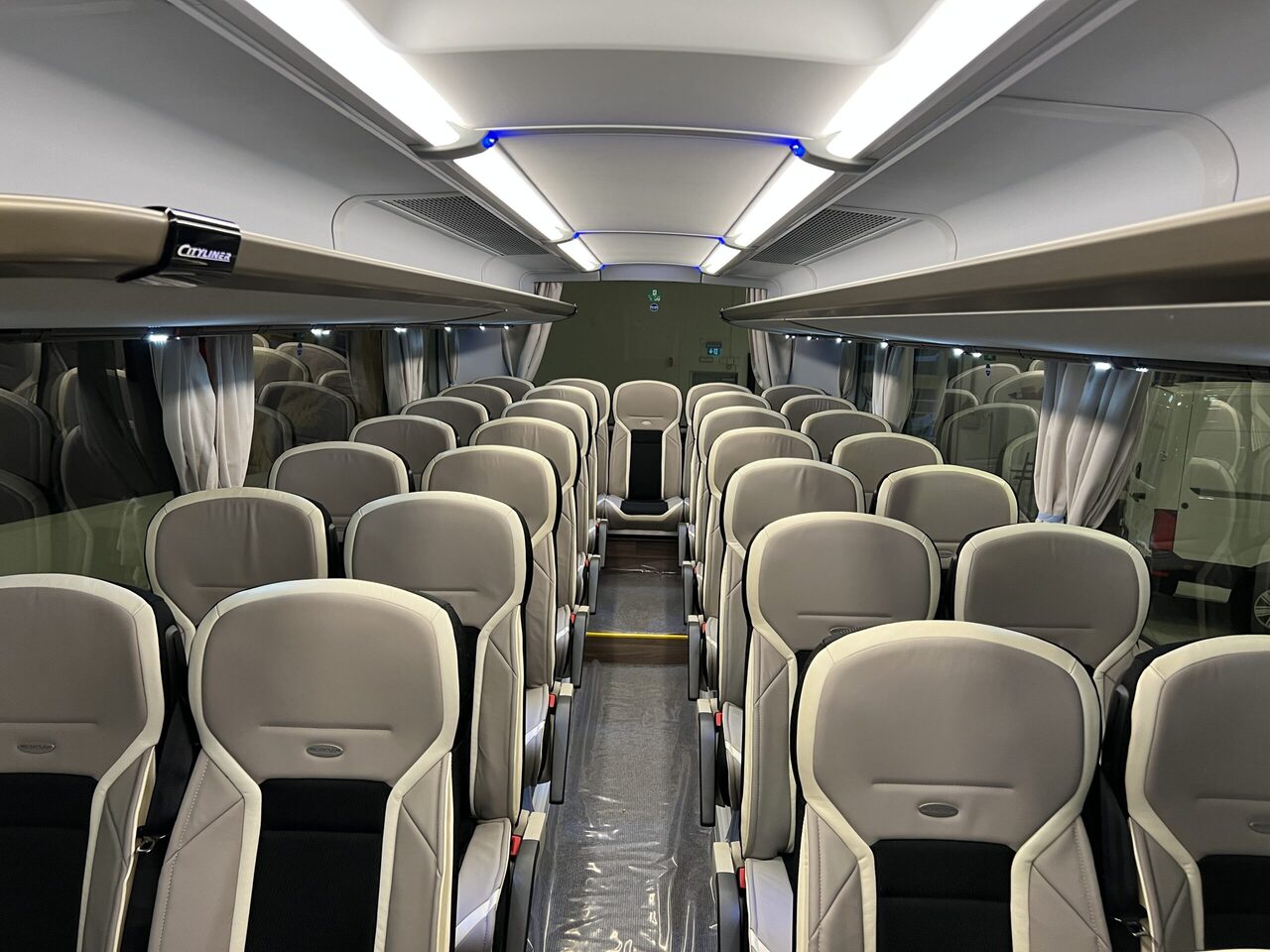 Leasing de  Neoplan Cityliner P15 Euro 6E V.I.P / Exclusive Class (Gräddfärgad skinnklädsel) Neoplan Cityliner P15 Euro 6E V.I.P / Exclusive Class (Gräddfärgad skinnklädsel): foto 26