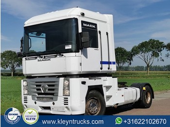 Cabeza tractora Renault MAGNUM 440 manual gear