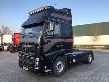 Cabeza tractora Volvo FH16-750 25 years F16 edition: foto 1