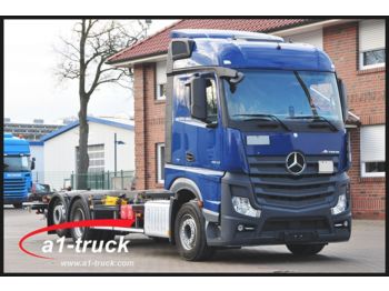 Mercedes-Benz 2543 L, 1 Vorbesitzer, LBW, TÜV 02/2019  - Camión portacontenedore/ Intercambiable