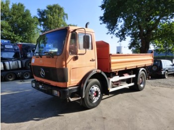 Mercedes-Benz 1722 - Camión volquete