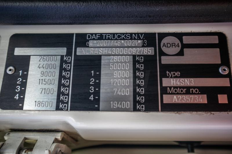 Camión multibasculante DAF XF 105.460 - AJK + intarder: foto 8