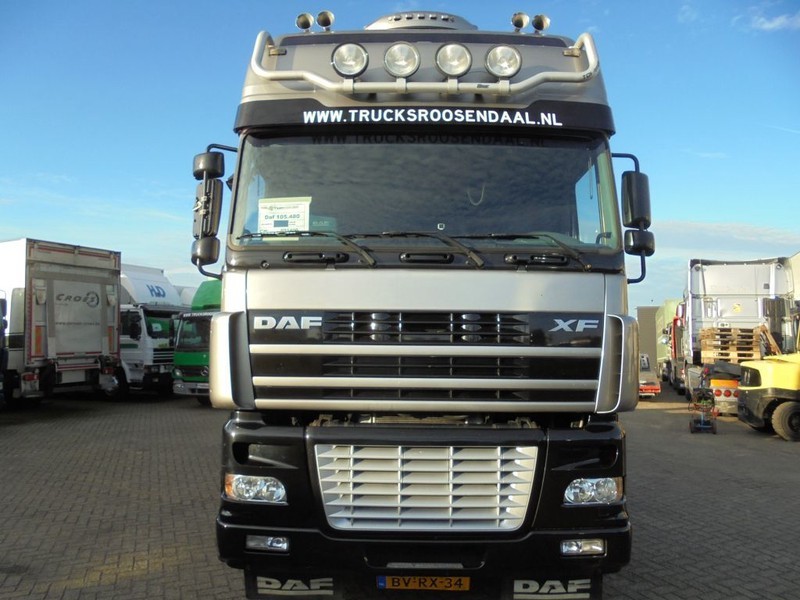 Camión multibasculante DAF XF 105.480 + 6X2 + Discounted from 16.950,-: foto 3