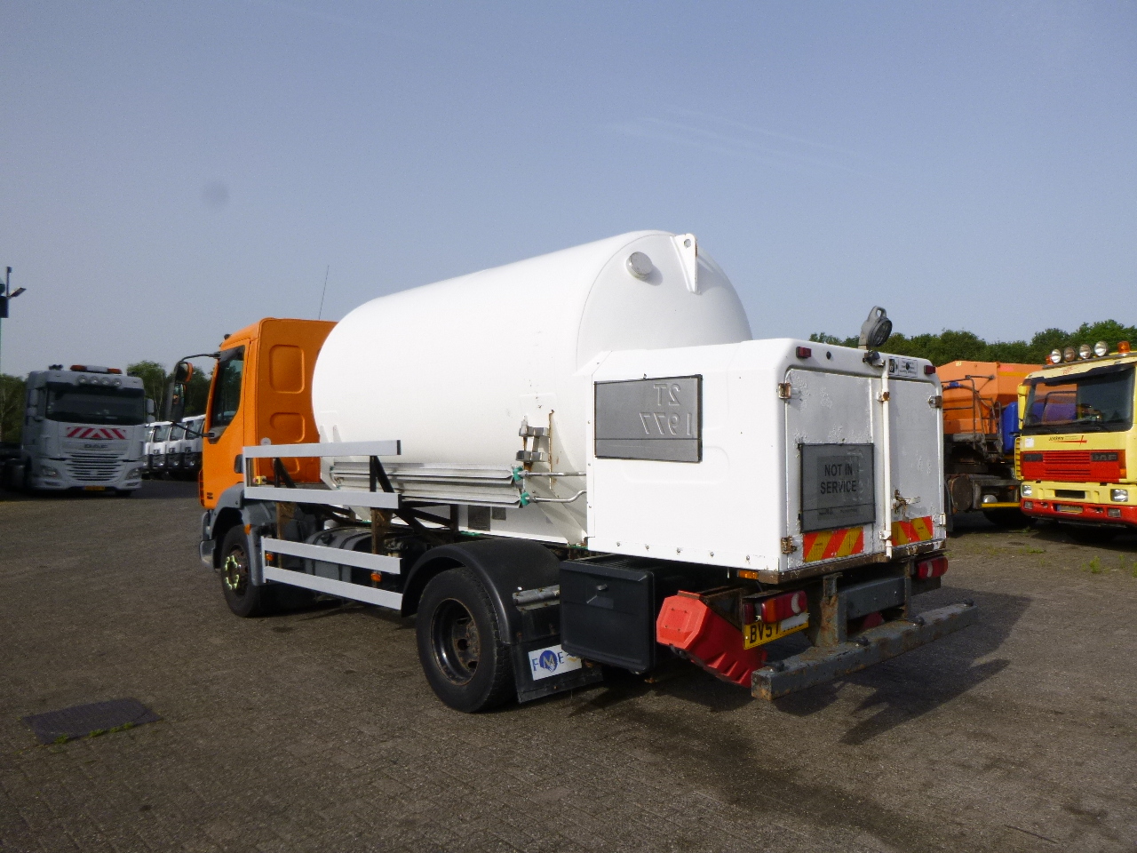 Camión cisterna para transporte de gas D.A.F. LF 55.180 4x2 RHD ARGON gas truck 5.9 m3: foto 4