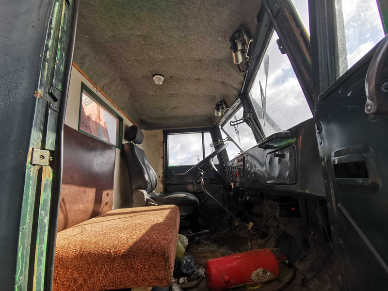 Camión caja abierta KRAZ 255 B 6x6 flatbed truck: foto 5