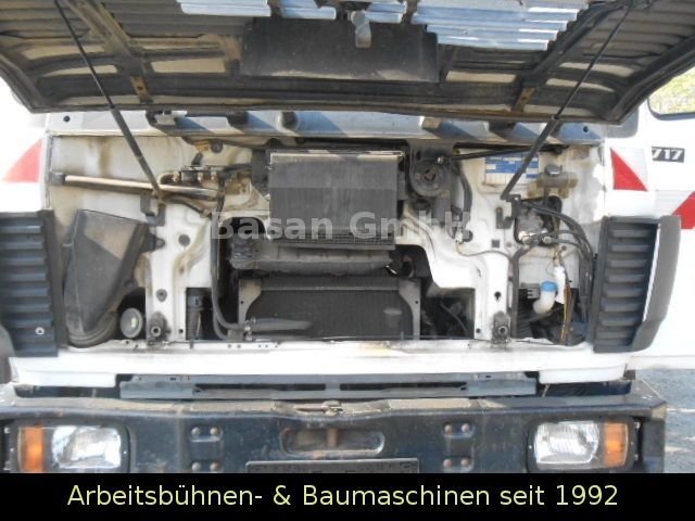 Camión volquete, Camión grúa Mercedes-Benz 1717 AK Kipper Allrad mit Kran: foto 17