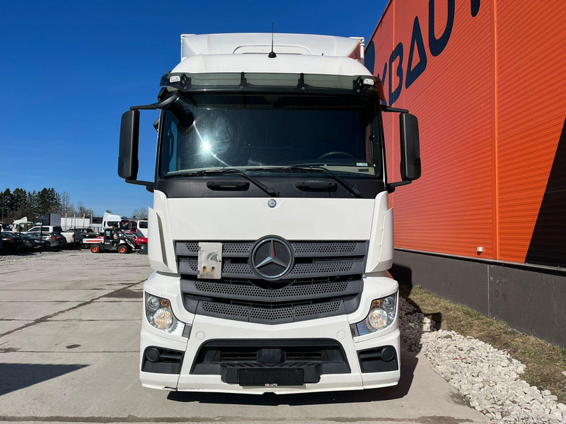 Camión chasis Mercedes-Benz Actros 2545 6x2*4 FOR SALE AS CHASSIS / CHASSIS L=7300 mm: foto 4