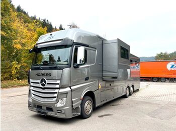 Camión transporte de ganado Mercedes-Benz Pferdedetransporter: foto 1