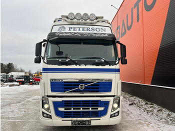 Camión caja cerrada Volvo FH 16 700 6x2 GLOBE XXL / RETARDER / BIG AXLE: foto 3