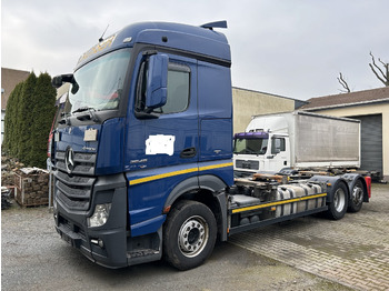 MERCEDES-BENZ 2545 - Carrocería intercambiable/ Contenedor