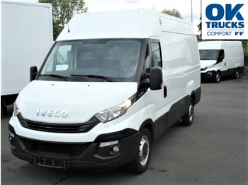 Furgón IVECO Daily 35S16V, Würth Regalsystem links