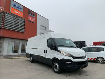 Furgón Iveco 35S16