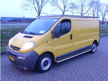 Opel Vivaro 1.9 CDTI L2H1 - Furgoneta caja cerrada