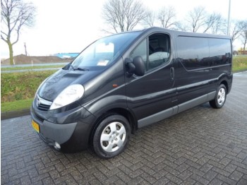 Opel Vivaro 2.0 CDTI - Furgoneta caja cerrada