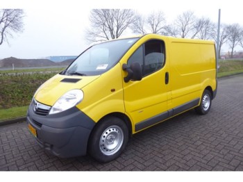 Opel Vivaro 2.0 CDTI 2.9T L1H1 - Furgoneta caja cerrada