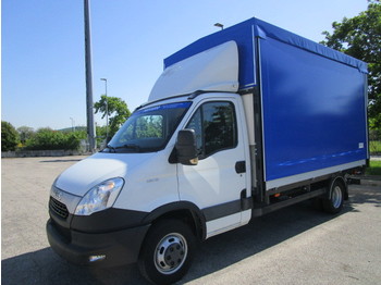 Furgoneta con caja de lona IVECO DAILY 35C13