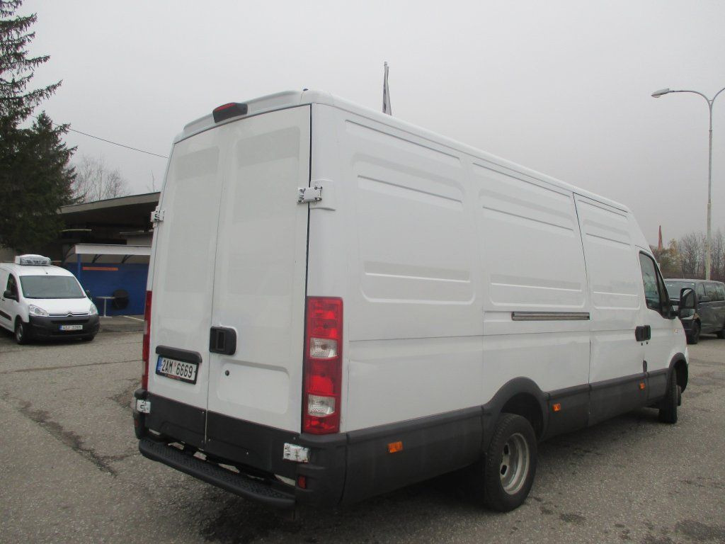 Leasing de Iveco Daily 50C15 Carrier  350  Iveco Daily 50C15 Carrier  350: foto 5