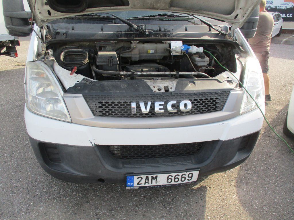 Leasing de Iveco Daily 50C15 Carrier  350  Iveco Daily 50C15 Carrier  350: foto 3
