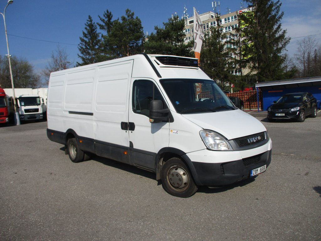 Leasing de Iveco Daily 50C15 Carrier  350  Iveco Daily 50C15 Carrier  350: foto 1