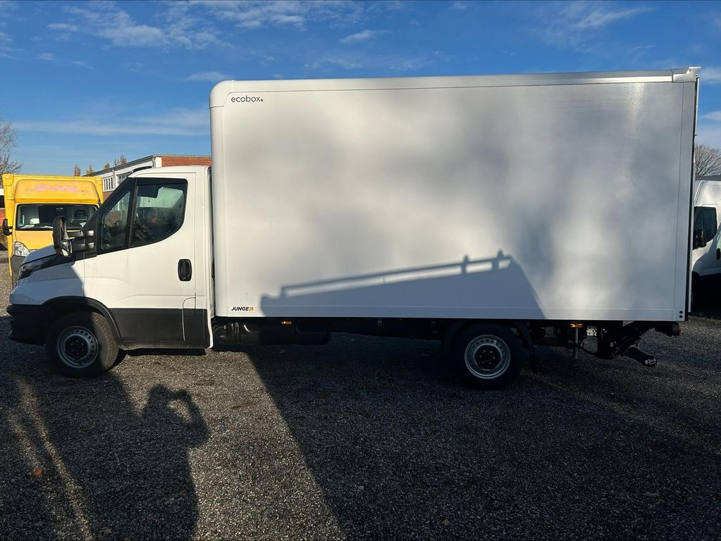 Leasing de Iveco Daily Koffer 35S14H EA8 115 kW (156 PS), Auto...  Iveco Daily Koffer 35S14H EA8 115 kW (156 PS), Auto...: foto 4