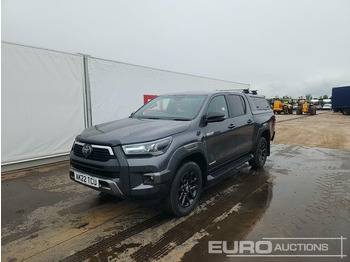  2022 Toyota Hilux Invincible X - Pick-up