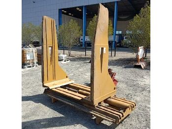  LOT # 0154 -- Auramo Bale Clamp Attachment to suit Forklift - Pinza