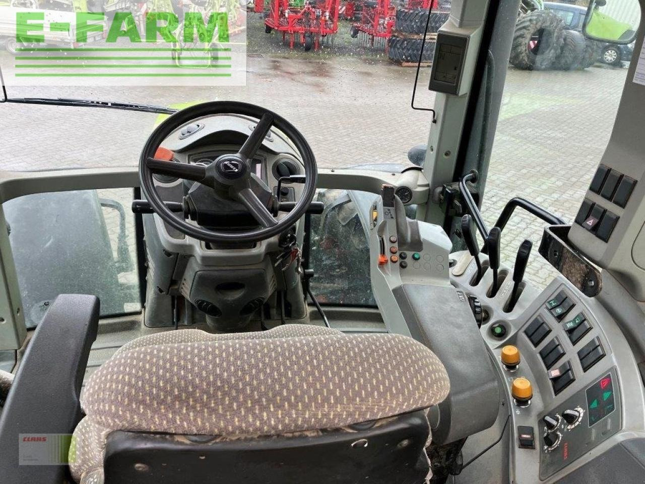 Tractor CLAAS arion 640 cis: foto 9