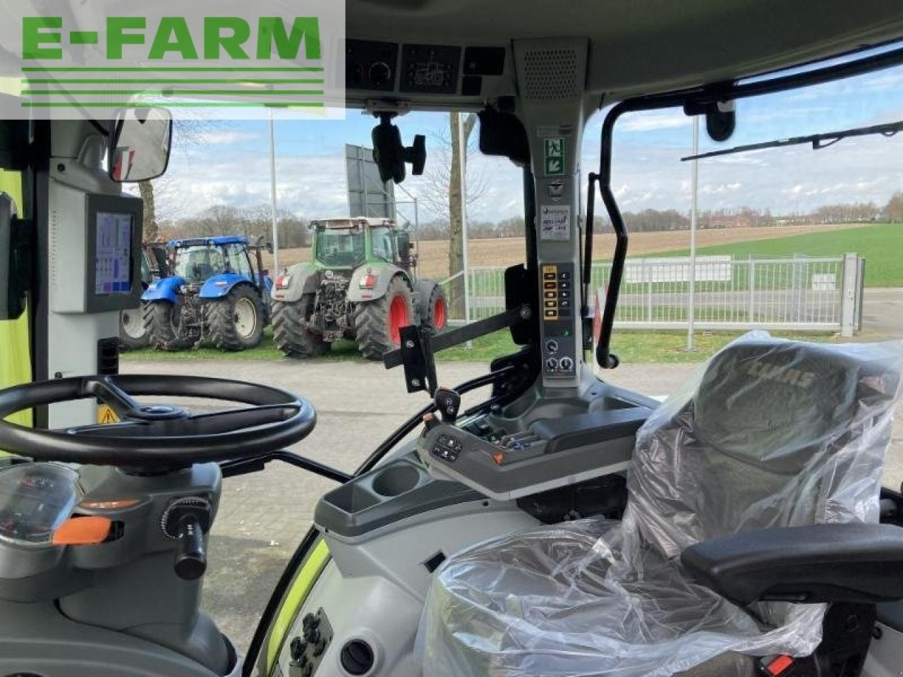 Tractor CLAAS arion 650 st4 cmatic: foto 10