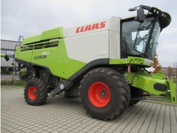 Cosechadora de granos CLAAS Lexion 740