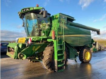 Cosechadora de granos John Deere t660