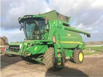 Cosechadora de granos John Deere t660