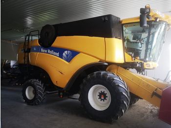 Cosechadora de granos New Holland CX8050