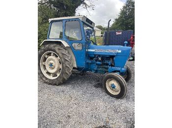 Tractor FORD 4000: foto 1