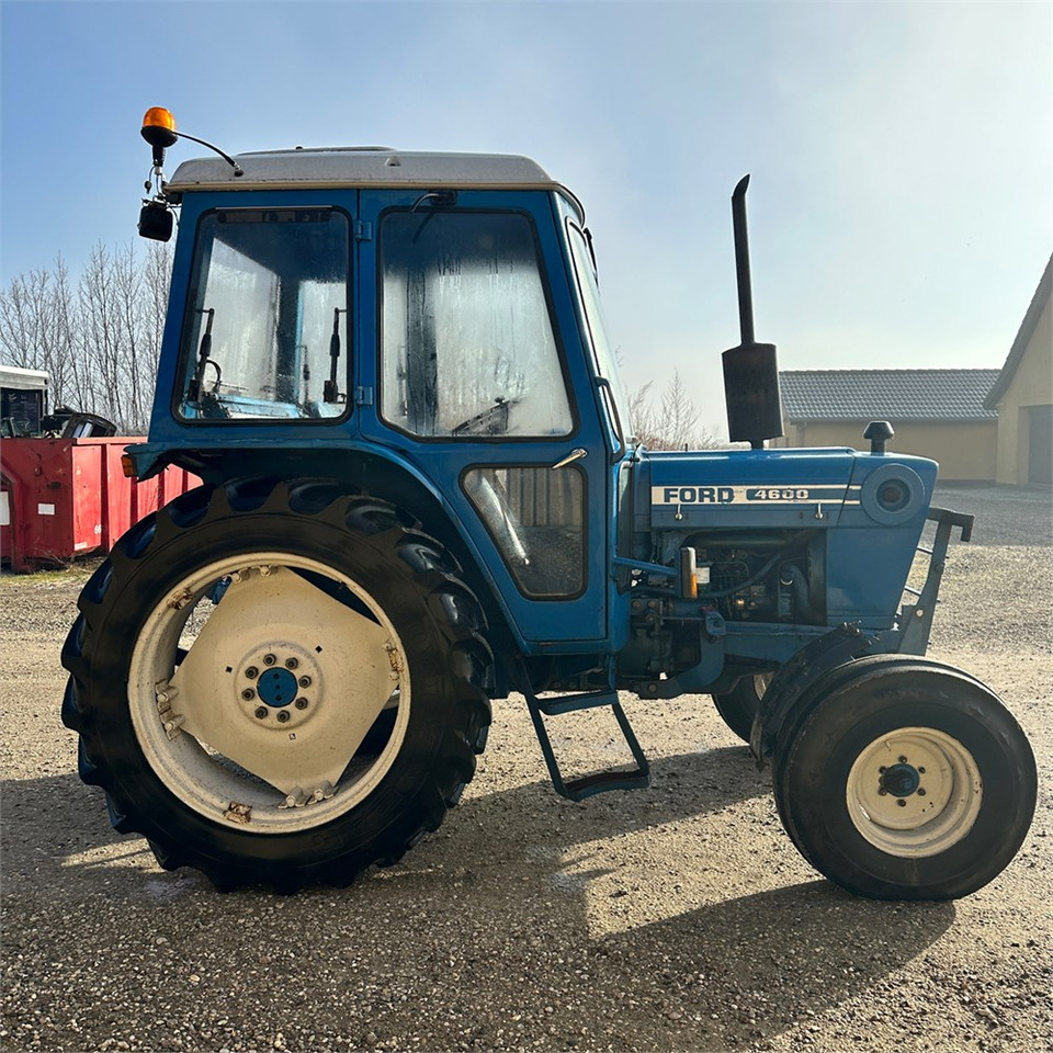 Tractor Ford 4600: foto 5