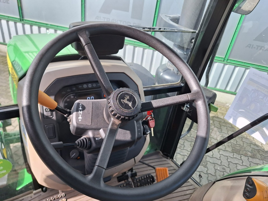 Tractor nuevo John Deere 5100M **MIETRÜCKLÄUFER**: foto 2