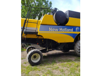 Cosechadora de granos nuevo NEW HOLLAND CSX 7050: foto 1
