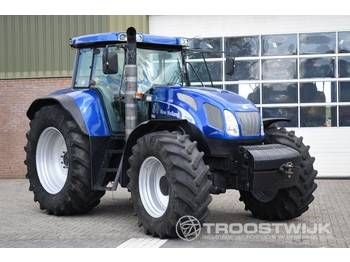 Tractor New Holland TVT 190: foto 1