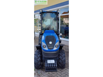 Tractor New Holland t4.110vcabstagev: foto 3