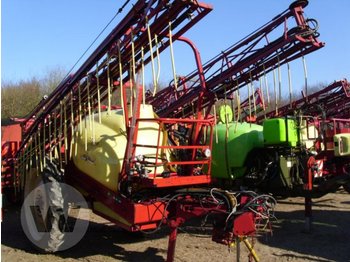 Pulverizador arrastrado Hardi Commander 2800