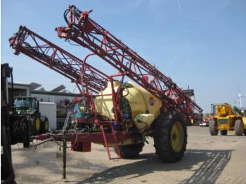 Pulverizador arrastrado Hardi Commander 4200/27