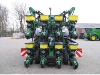 Sembradora de precisión John Deere 1725