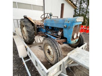 Tractor Fordson Dexta