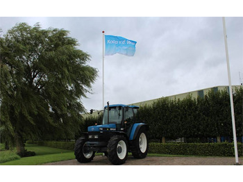 New Holland 7740  - Tractor