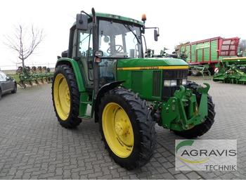 Tractor agricola John Deere 6410 A