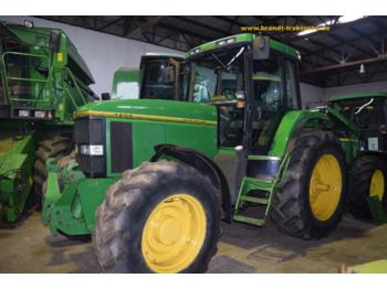 Tractor agricola John Deere 7600