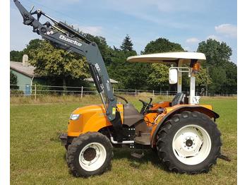 Tractor agricola New Holland F 480